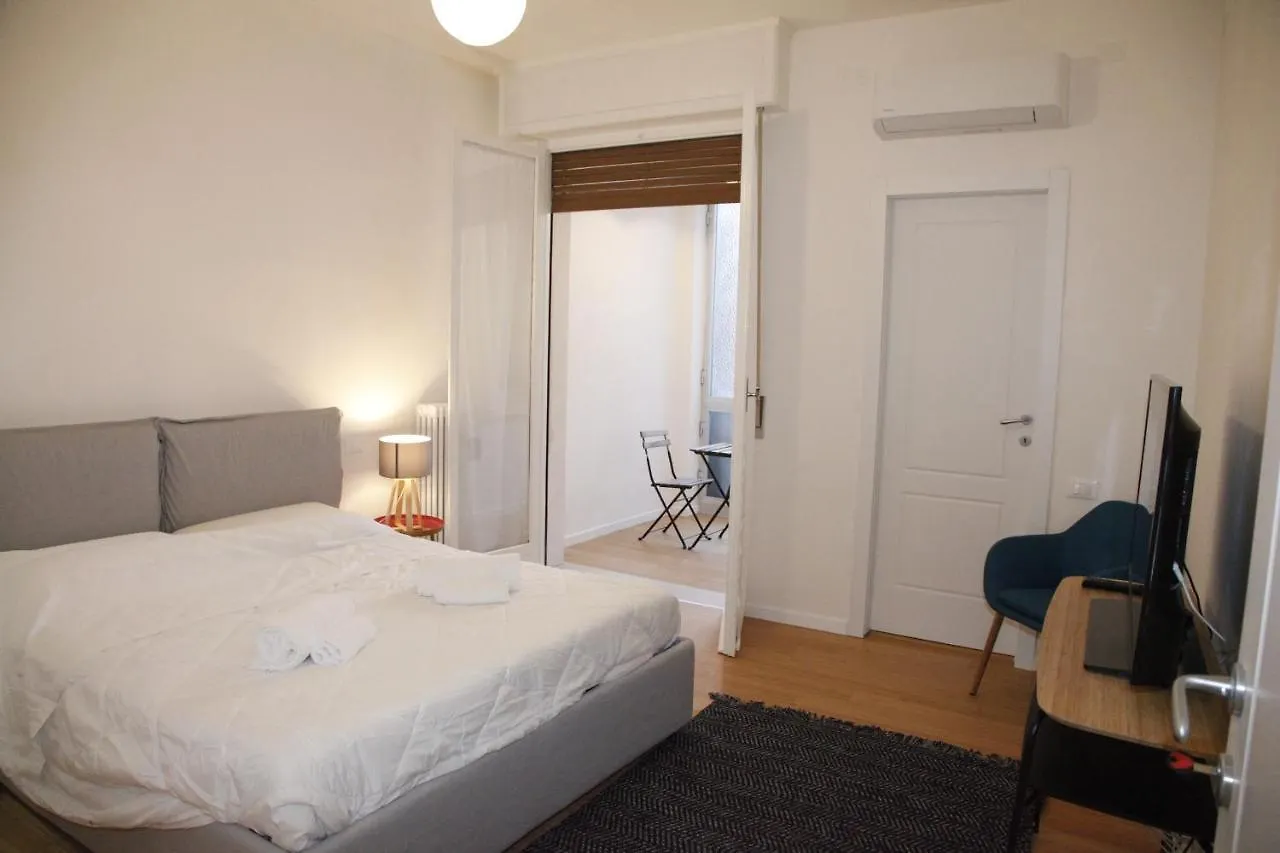 Guest house Vicolo Leoni Suites Verona
