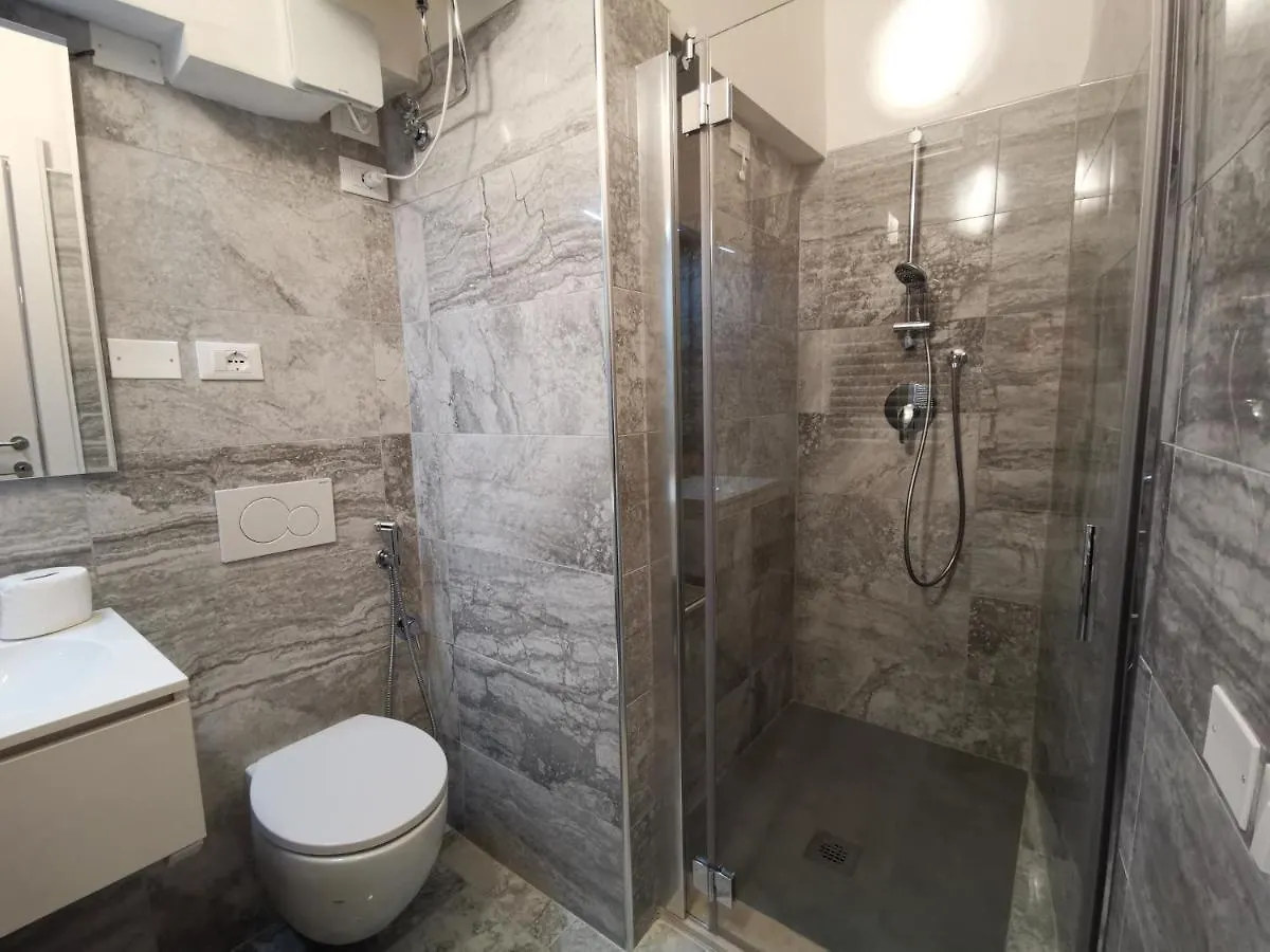 Guest house Vicolo Leoni Suites Verona